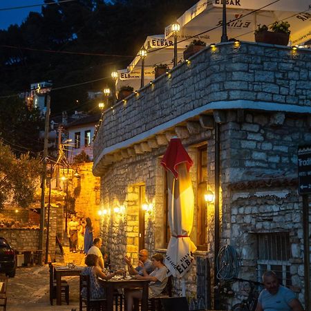 Hotel Kapllani Berat Kültér fotó