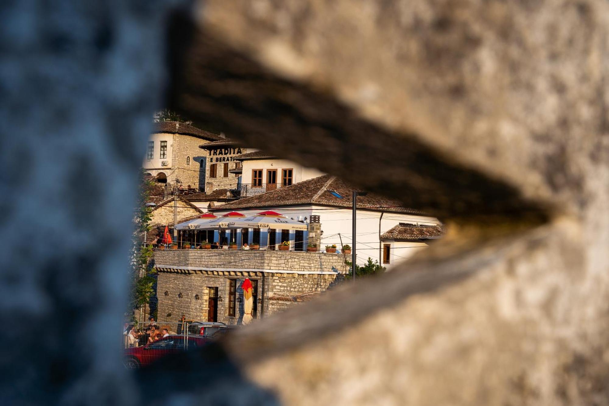 Hotel Kapllani Berat Kültér fotó